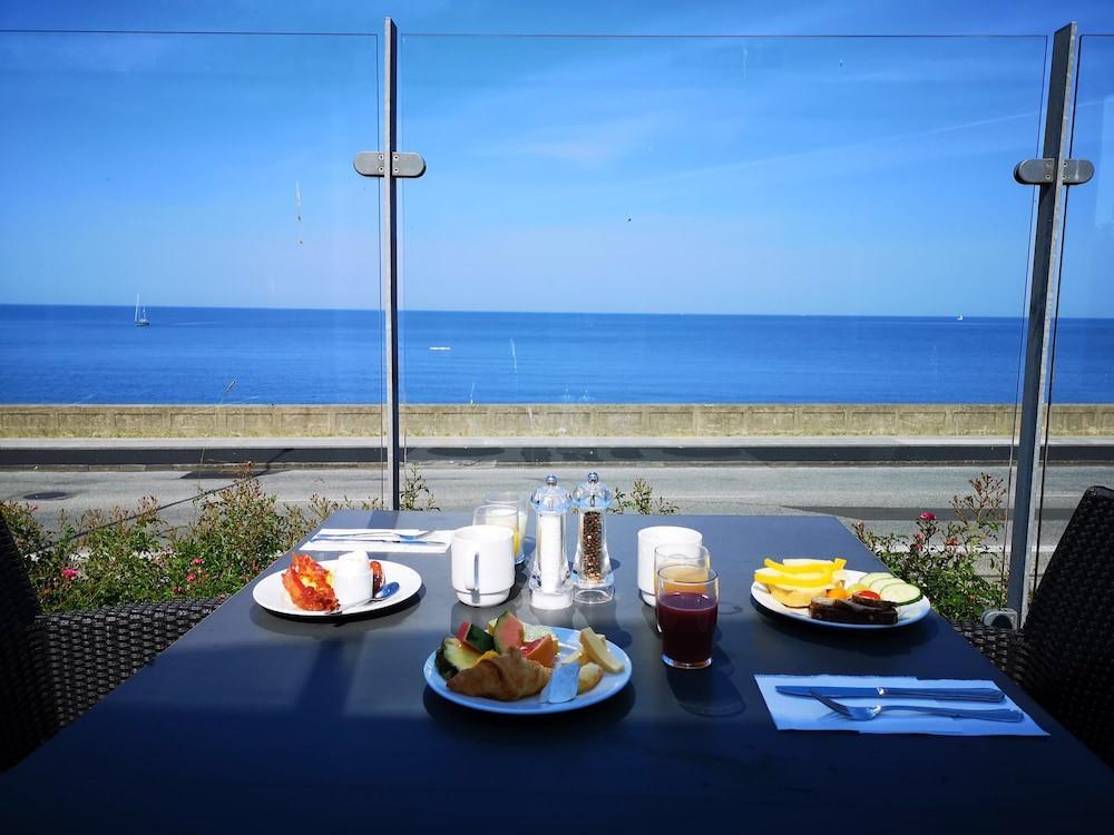 Griffen Spa Hotel Rønne Екстериор снимка