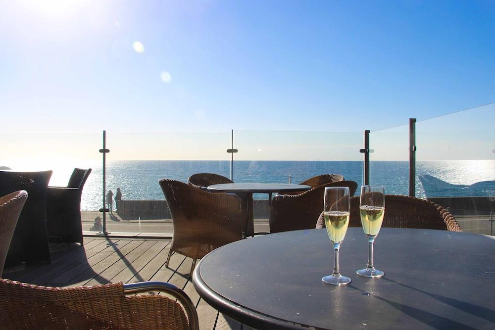 Griffen Spa Hotel Rønne Екстериор снимка